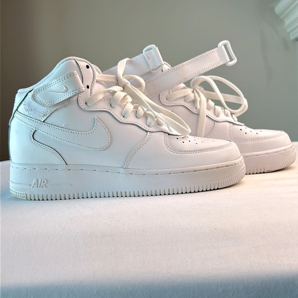 Nike Air Force Mid LE (GS) Triple White DH2933-111 Youth Size